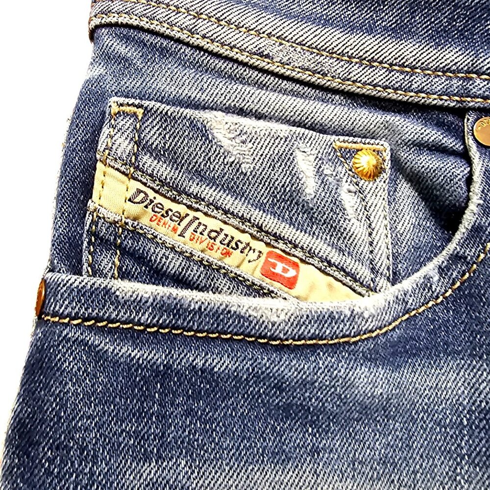 Diesel Men's Distressed Blue Jeans 28x32 Straight Fit Larkee Wash 0808R Stretch - Picture 5 of 16